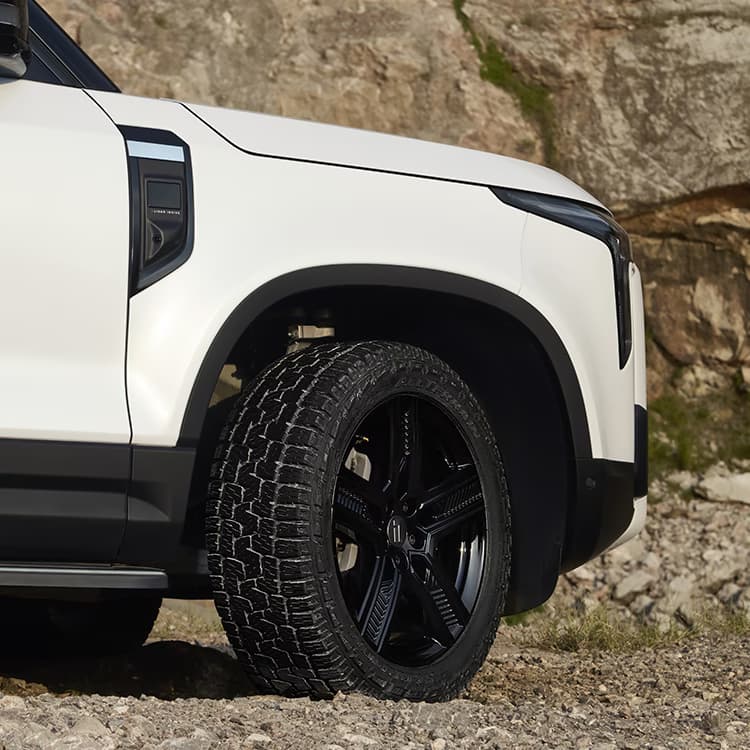ROX 20 Inch Rims & AT Tires